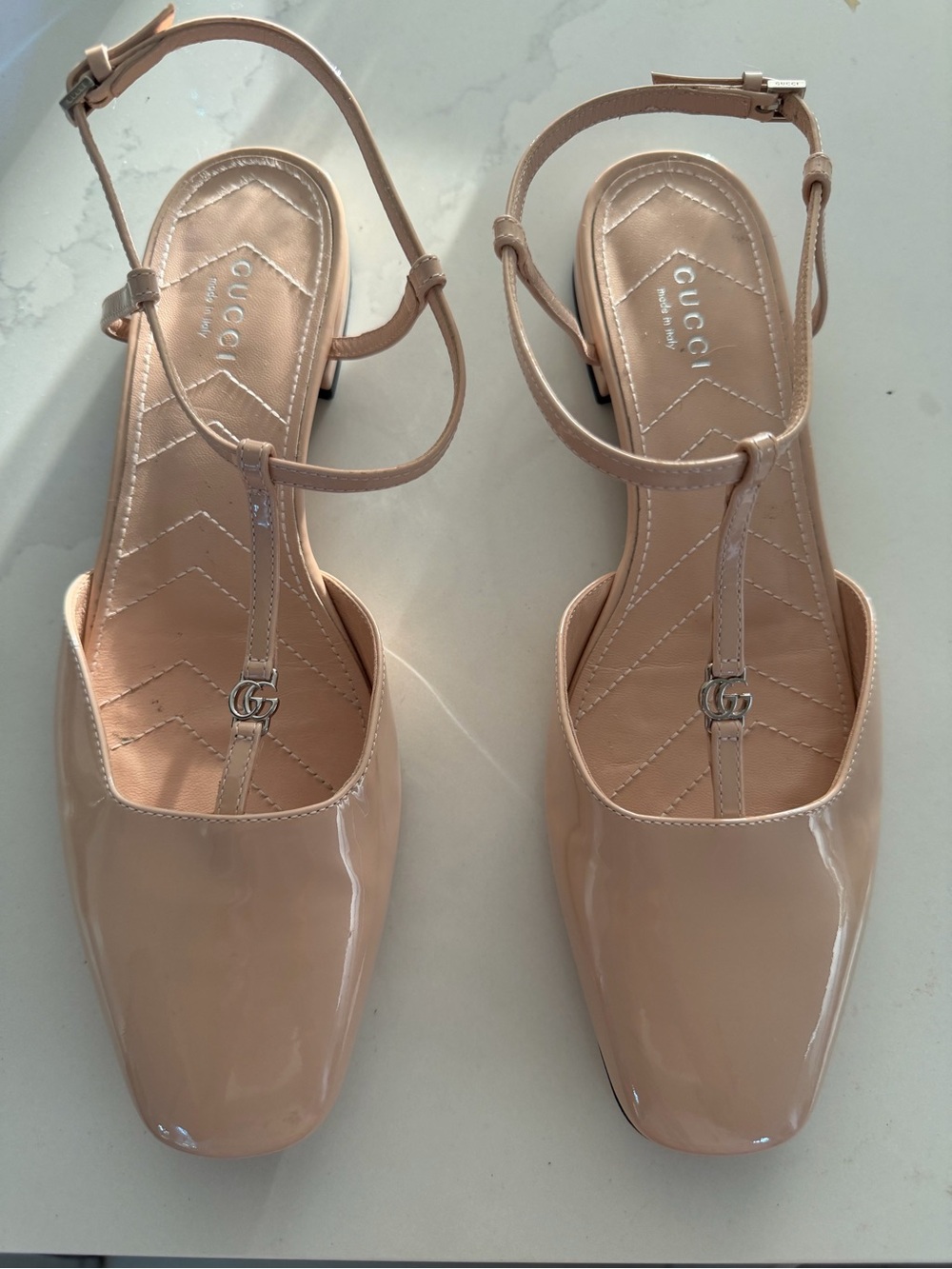 Gucci Double G Size 38.5 Beige Patent Leather Ankle Strap